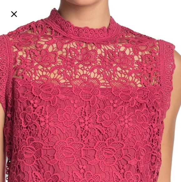 NWT: Sleeveless Mockneck Lace Blouse - Picture 2 of 5